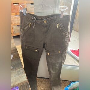 Micheal Cors Green cargo pants size 10 lots of pockets in great condition